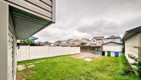 Picture of 202 Saddlemead Green NE, Calgary Real Estate Listing
