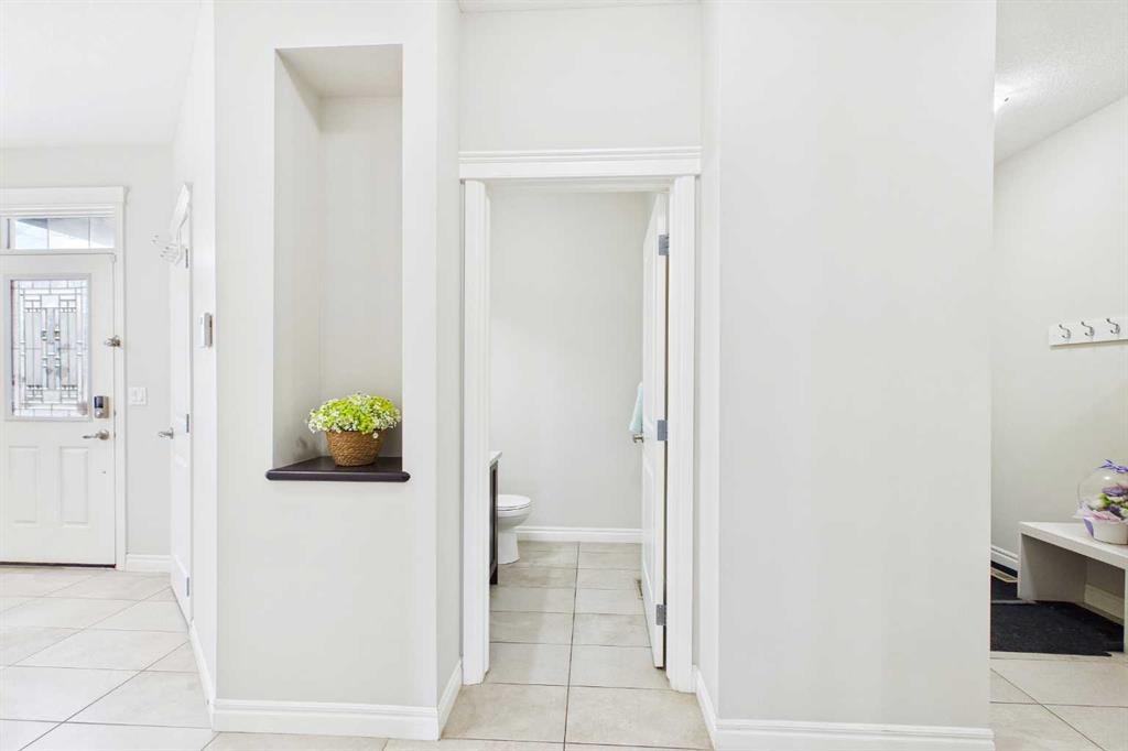 Picture of 66 Nolanhurst Way NW, Calgary Real Estate Listing