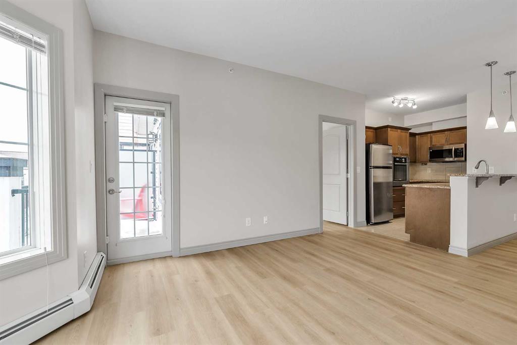 Picture of 412, 70 Royal Oak Plaza NW, Calgary Real Estate Listing