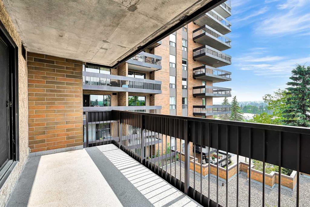 Picture of 509, 9800 Horton Road SW, Calgary Real Estate Listing