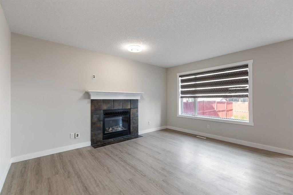 Picture of 124 Saddlecrest Boulevard NE, Calgary Real Estate Listing