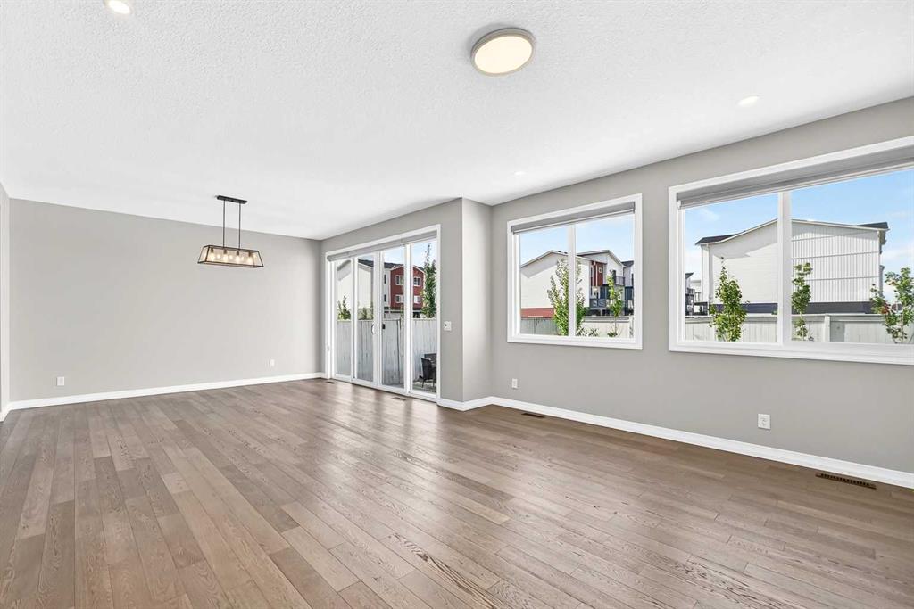 Picture of 293 RED SKY Way NE, Calgary Real Estate Listing