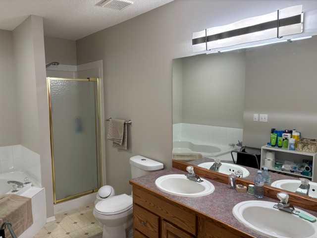 Picture of 58 Logan Close , Red Deer Real Estate Listing