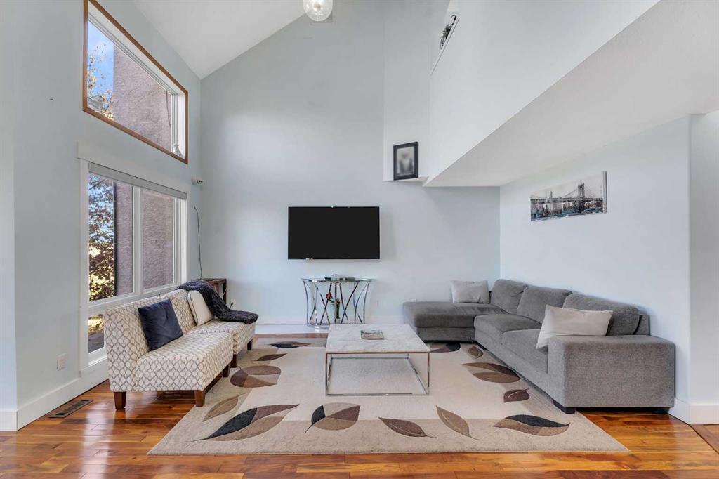 Picture of 280158 TOWNSHIP ROAD 240  , Chestermere Real Estate Listing