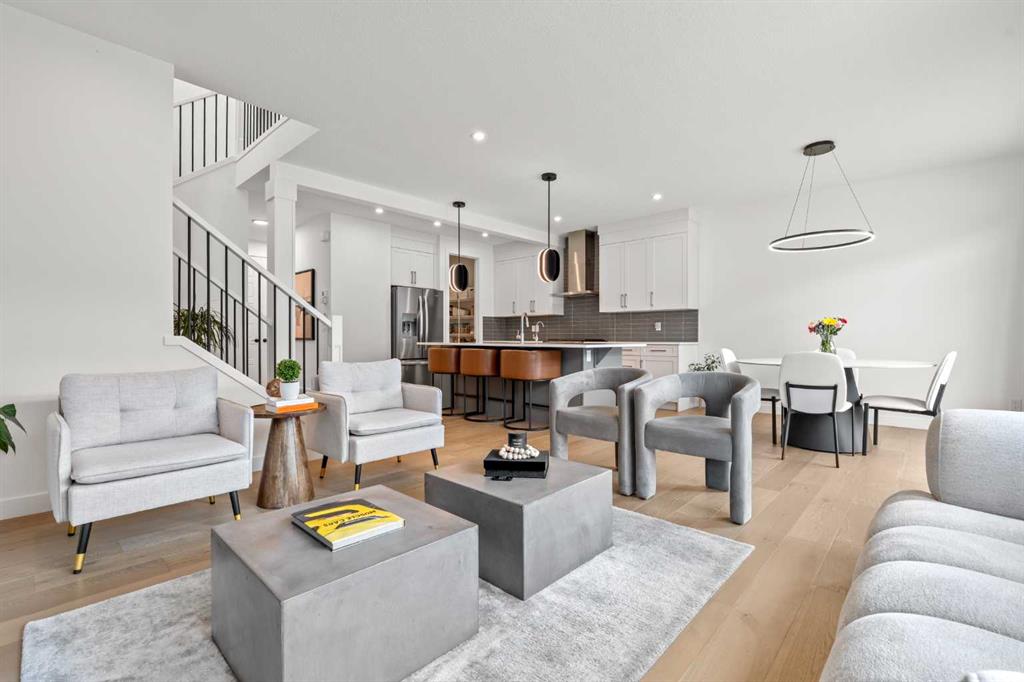 Picture of 389 Crimson Ridge Place NW, Calgary Real Estate Listing