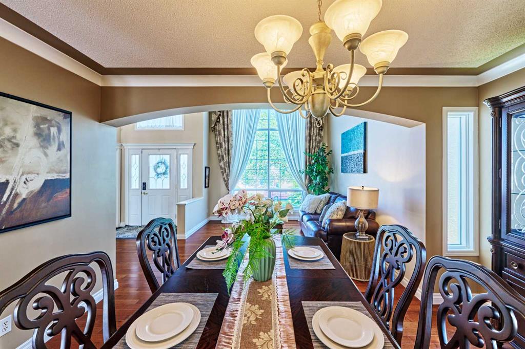 Picture of 46 Hampstead Manor NW, Calgary Real Estate Listing