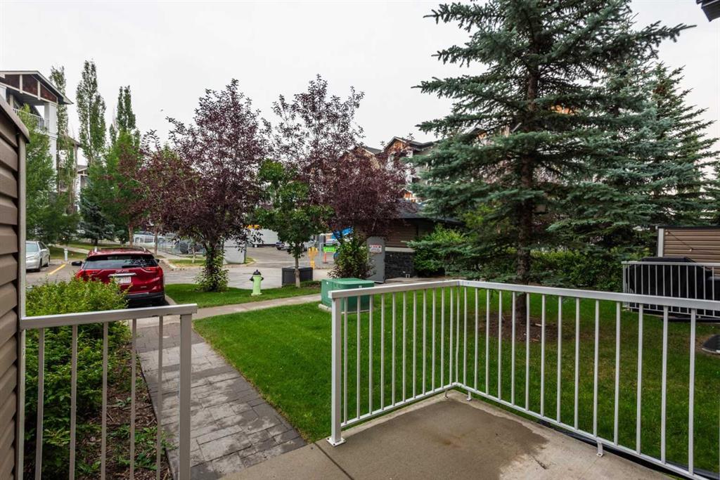 Picture of 127 Prestwick Villas SE, Calgary Real Estate Listing