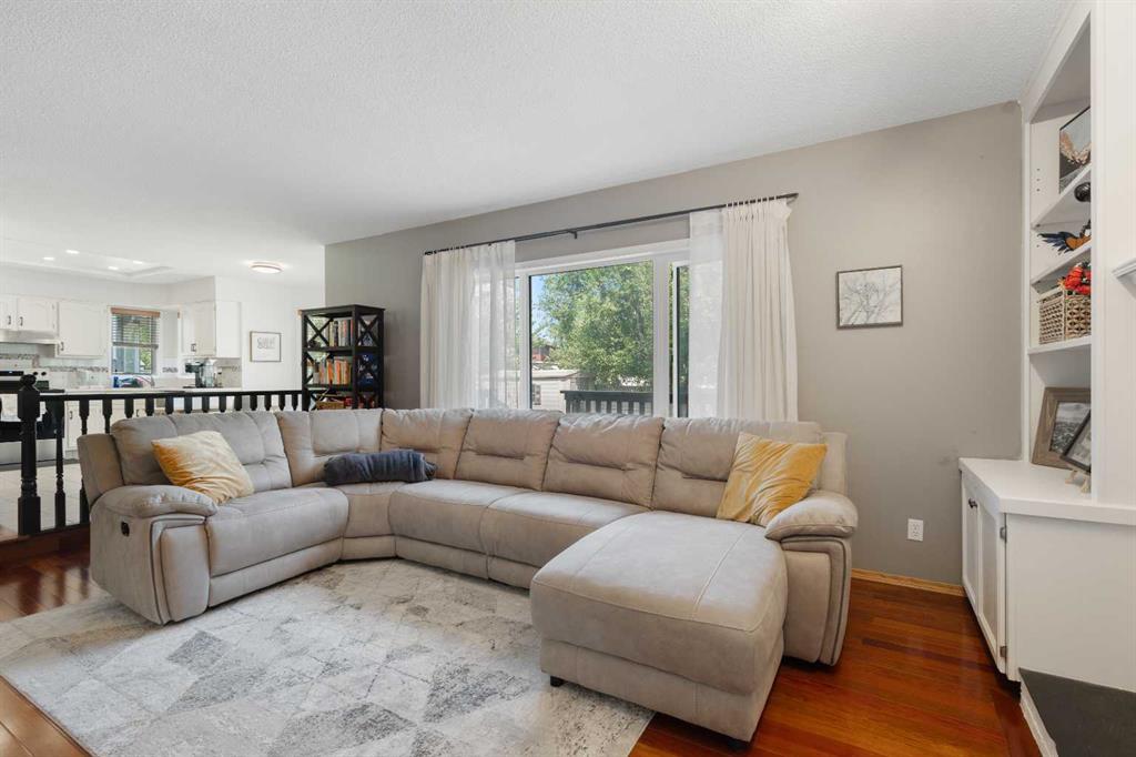 Picture of 136 Harvest Hills Drive NE, Calgary Real Estate Listing