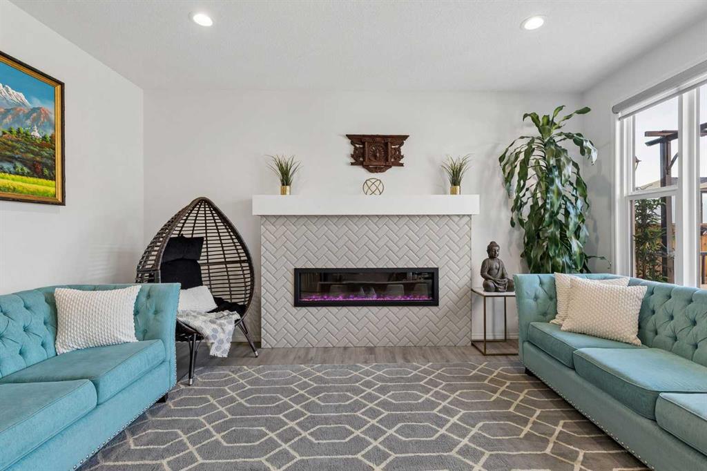 Picture of 159 Belmont Terrace SW, Calgary Real Estate Listing