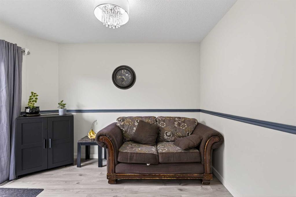Picture of 8474 Saddleridge Drive NE, Calgary Real Estate Listing