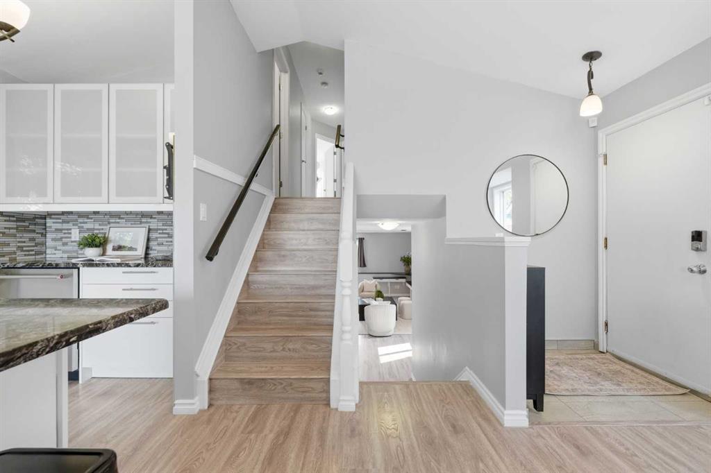 Picture of 96 Rivercrest Crescent SE, Calgary Real Estate Listing