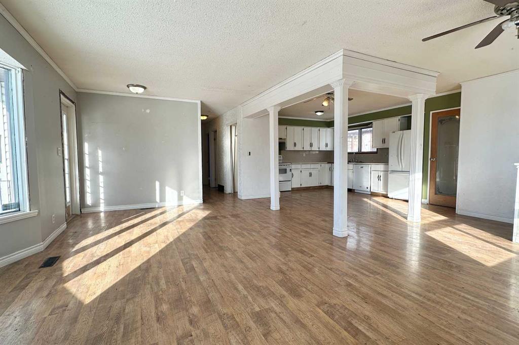 Picture of 6 Hillside Avenue , Swan Hills Real Estate Listing