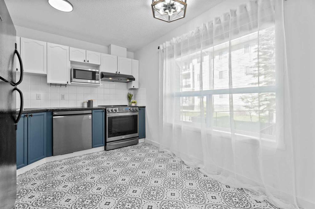 Picture of 122, 950 Arbour Lake Road NW, Calgary Real Estate Listing