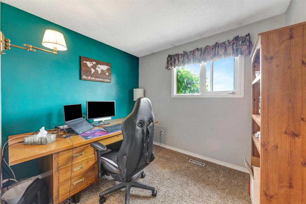 Picture of 3009 49 Avenue , Lloydminster Real Estate Listing