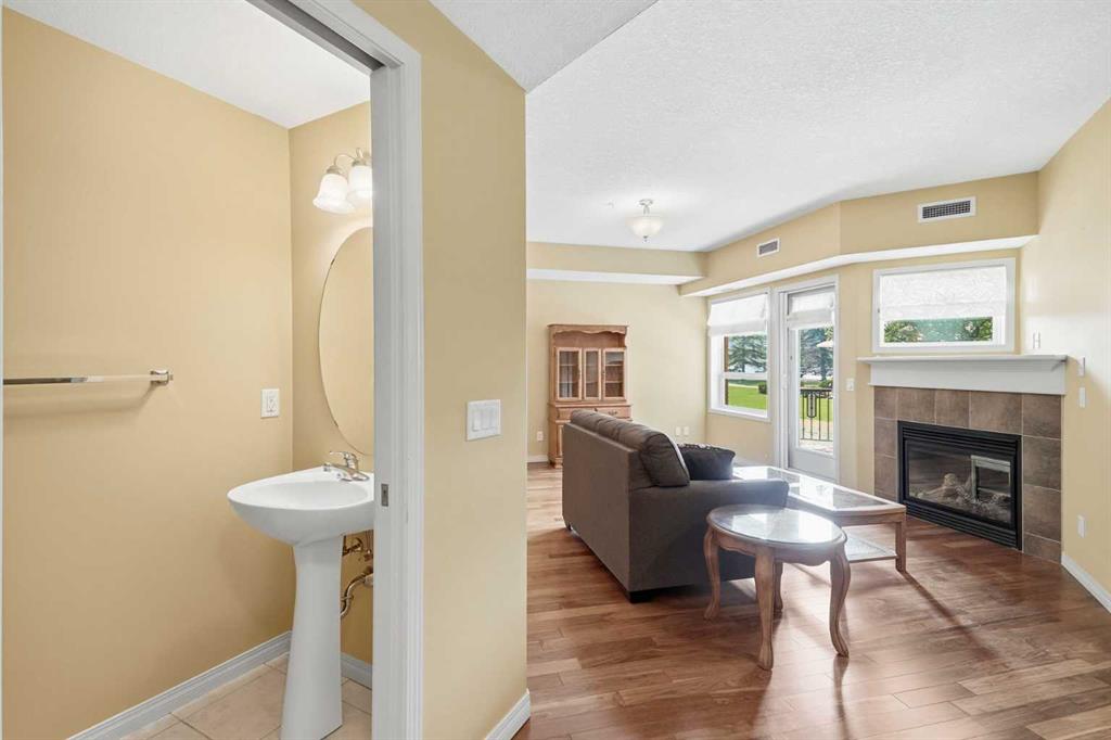 Picture of 2144, 48 Inverness Gate SE, Calgary Real Estate Listing