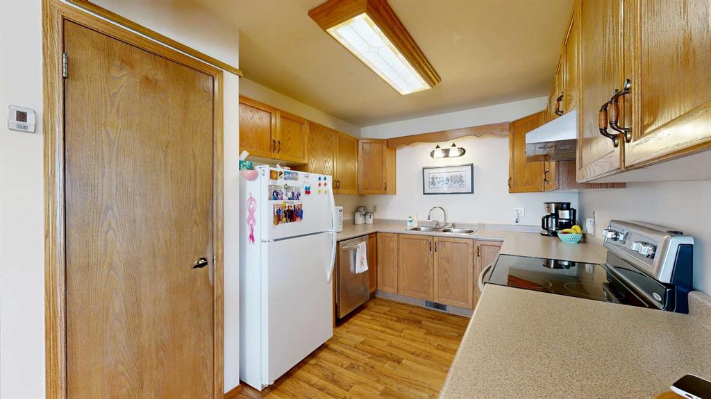 Picture of 3912 64 Street , Stettler Real Estate Listing