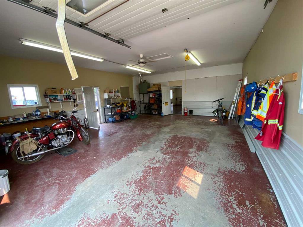 Picture of 503 2 Avenue E, Brooks Real Estate Listing