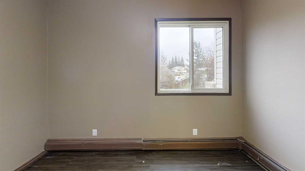 Picture of 205, 5117 44 Street , High Prairie Real Estate Listing