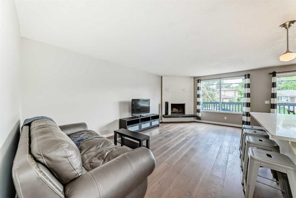 Picture of 5233 17 Avenue NW, Calgary Real Estate Listing