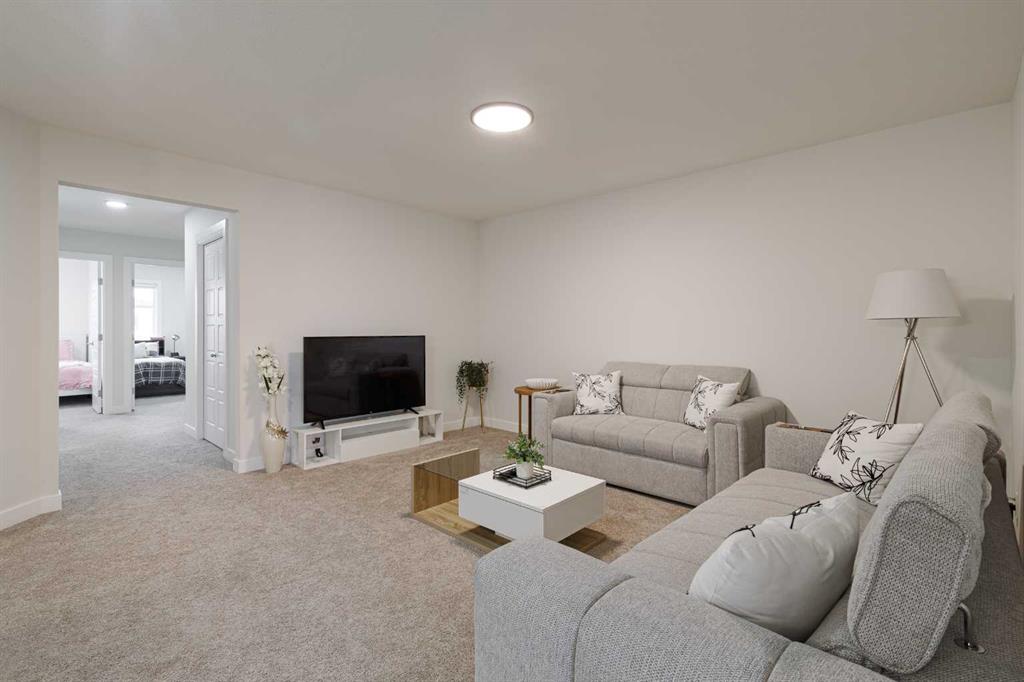 Picture of 18 Legacy Reach Park SE, Calgary Real Estate Listing