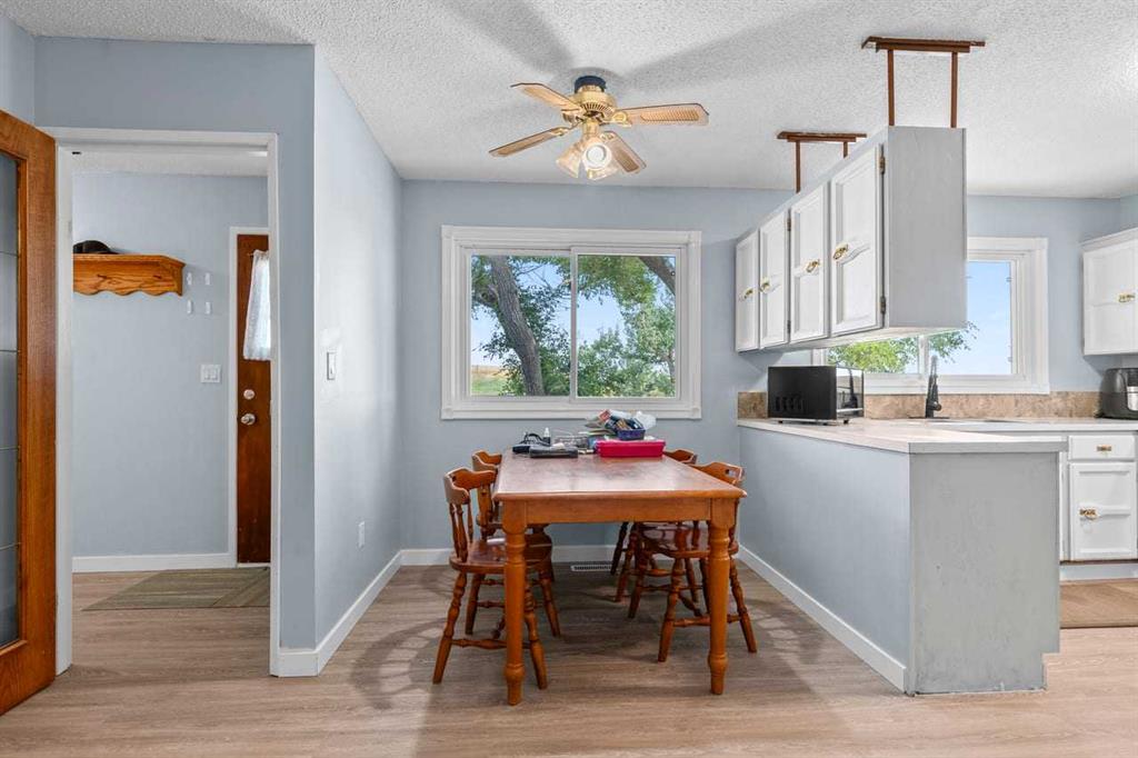 Picture of 171033 RR 221  , Rural Vulcan County Real Estate Listing