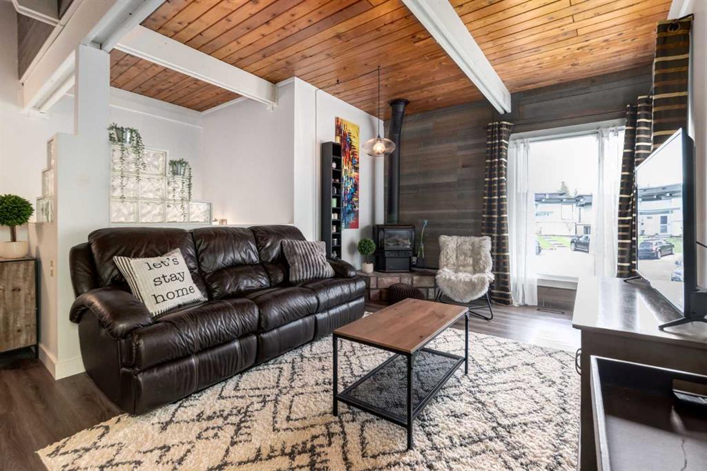 Picture of 4, 333 Braxton Place SW, Calgary Real Estate Listing