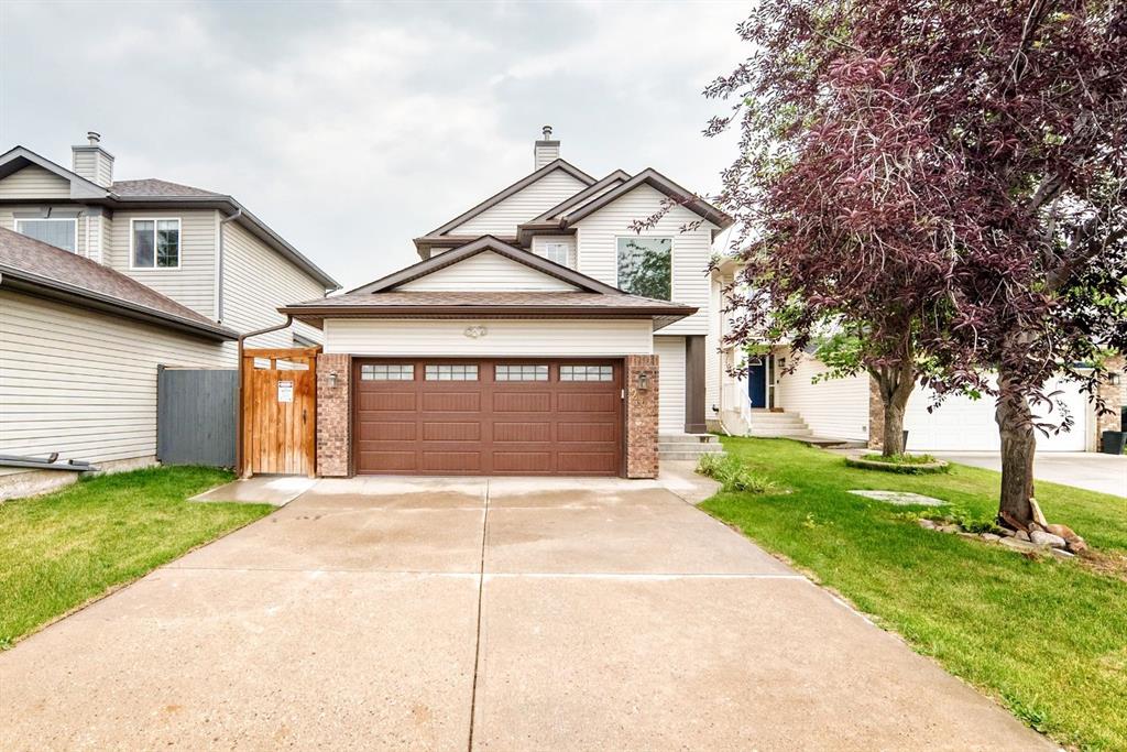 Picture of 262 Coventry Court NE, Calgary Real Estate Listing