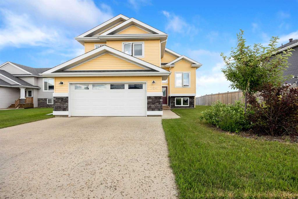 Picture of 204 Beaveridge Close , Fort McMurray Real Estate Listing