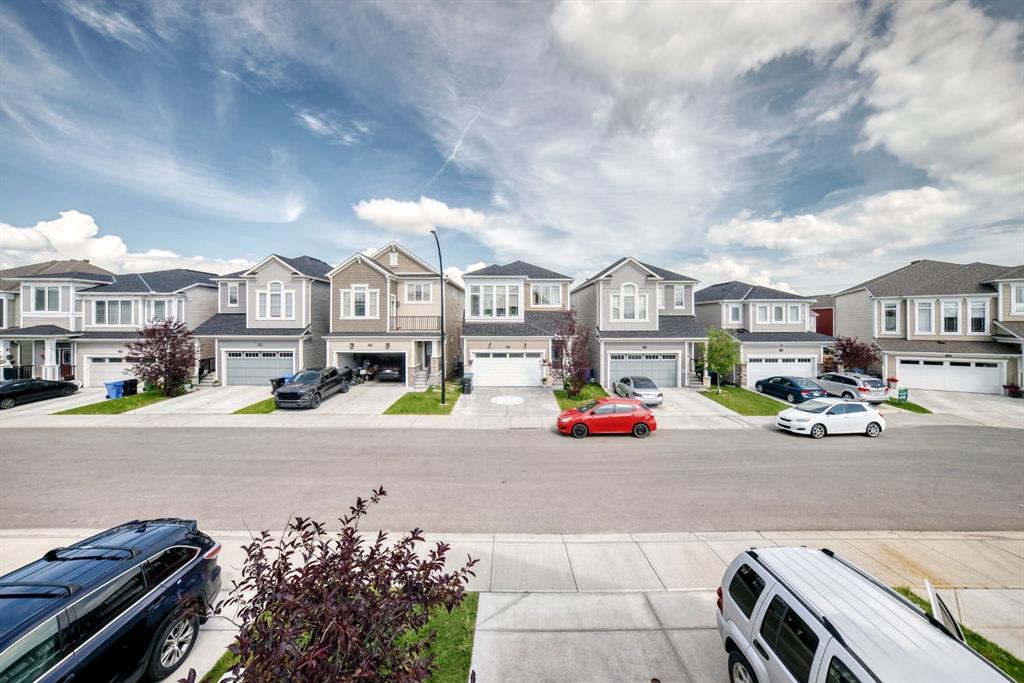 Picture of 122 Cityside Way NE, Calgary Real Estate Listing