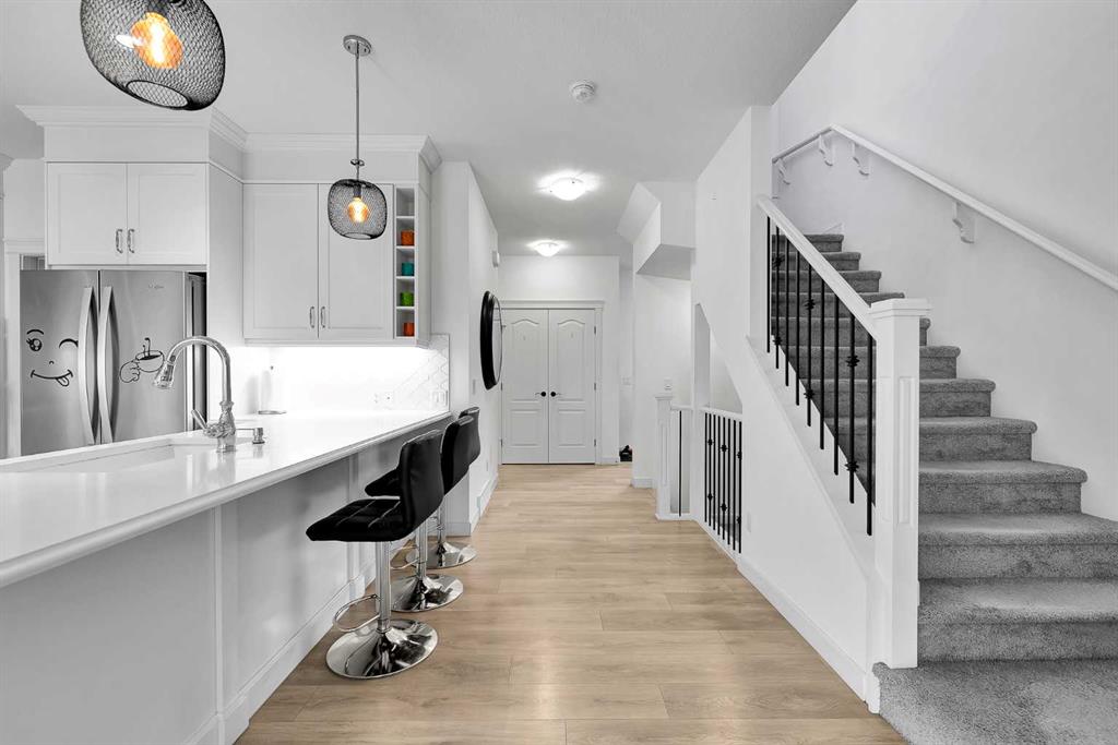 Picture of 154 Buckskin Way , Cochrane Real Estate Listing