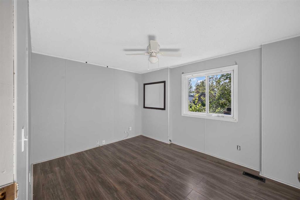 Picture of 138 Couture Lane , Fort McMurray Real Estate Listing