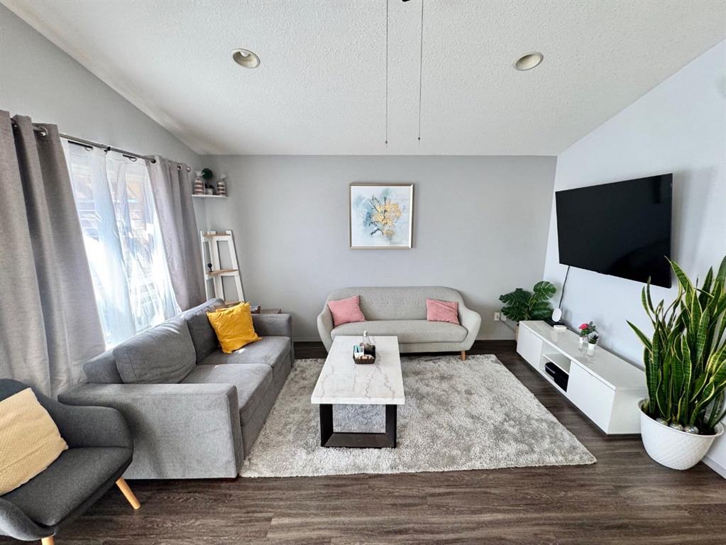 Picture of 8833 67 Avenue , Grande Prairie Real Estate Listing