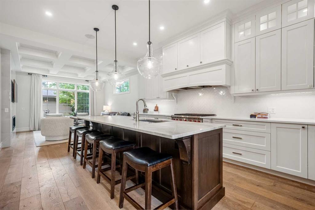 Picture of 1716 50 Avenue SW, Calgary Real Estate Listing