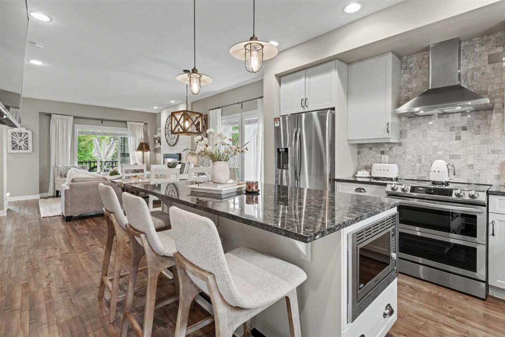 Picture of 99 Mahogany Row SE, Calgary Real Estate Listing