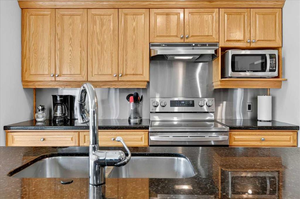 Picture of 23 Cranfield Crescent SE, Calgary Real Estate Listing