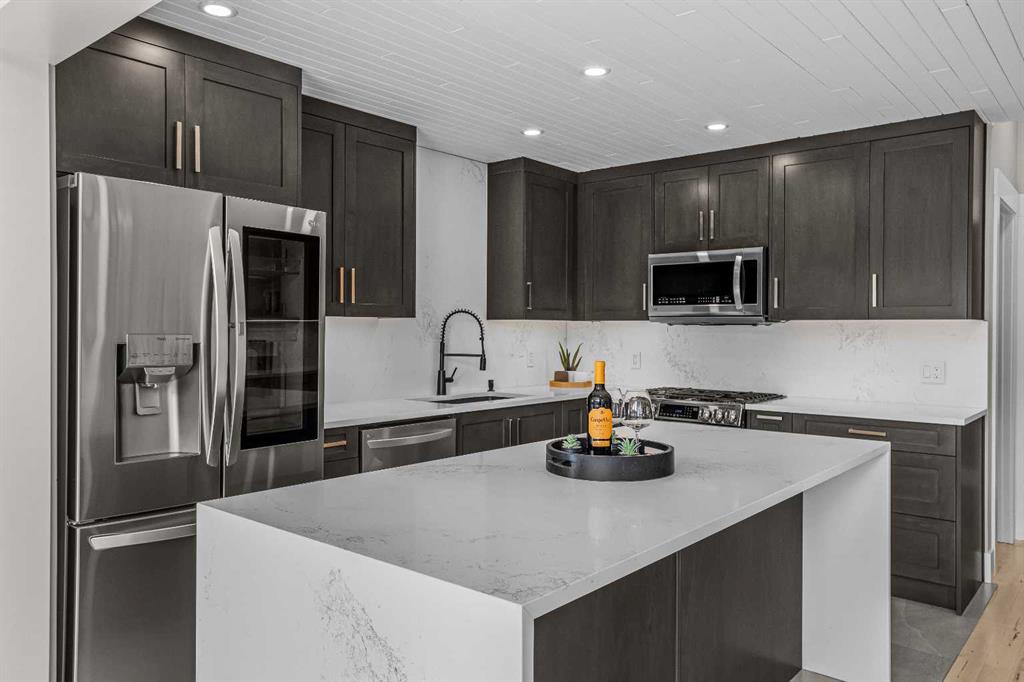 Picture of 610 Larch Place , Canmore Real Estate Listing