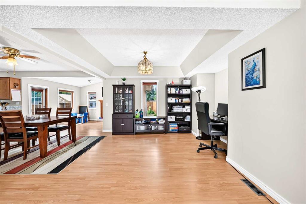 Picture of 216 Millbank Road SW, Calgary Real Estate Listing
