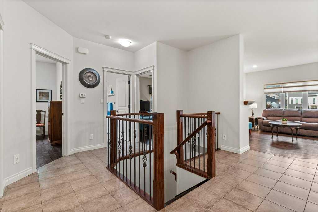 Picture of 4112 45 Avenue , Sylvan Lake Real Estate Listing