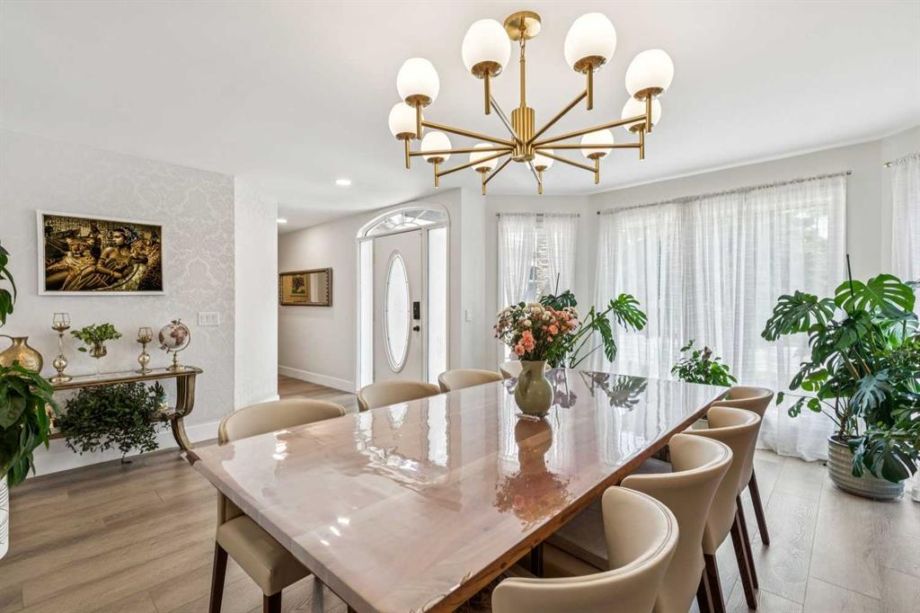 Picture of 6991 Christie Briar Manor SW, Calgary Real Estate Listing