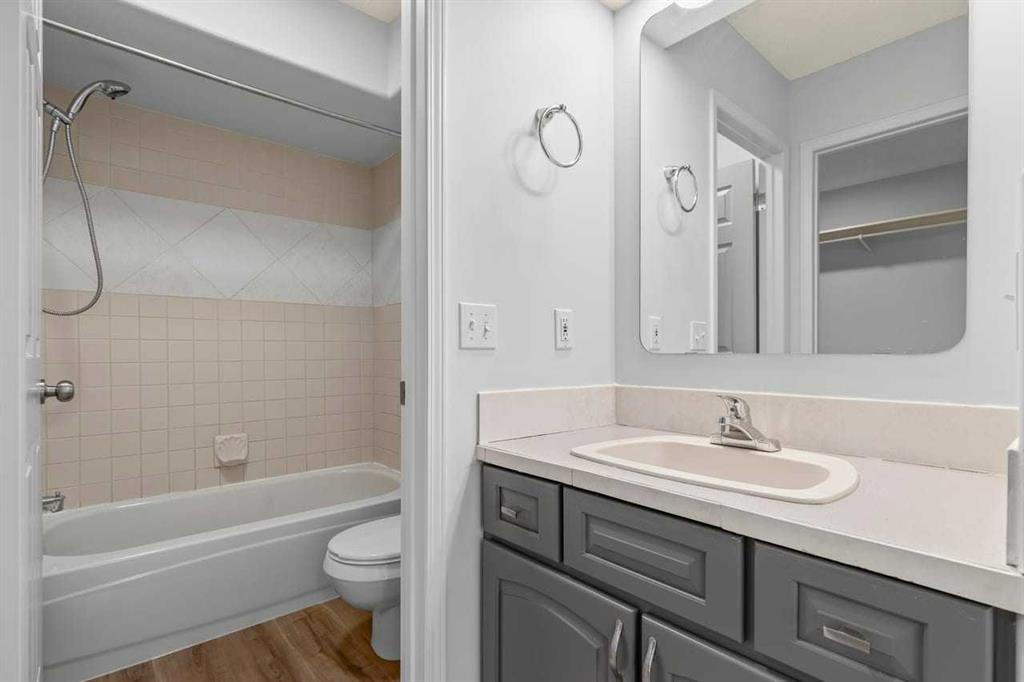 Picture of 162 Millbank Hill SW, Calgary Real Estate Listing