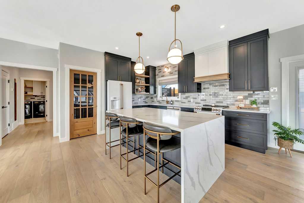 Picture of 6002 13 Street , Lloydminster Real Estate Listing