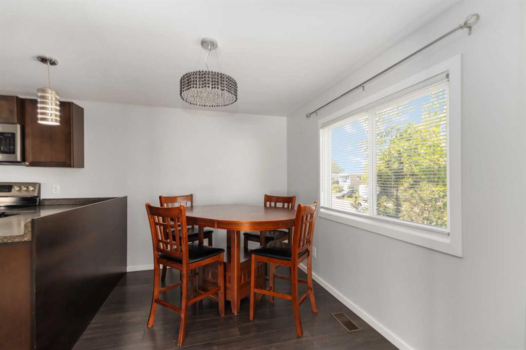Picture of 180 Greenbriar Bay , Fort McMurray Real Estate Listing