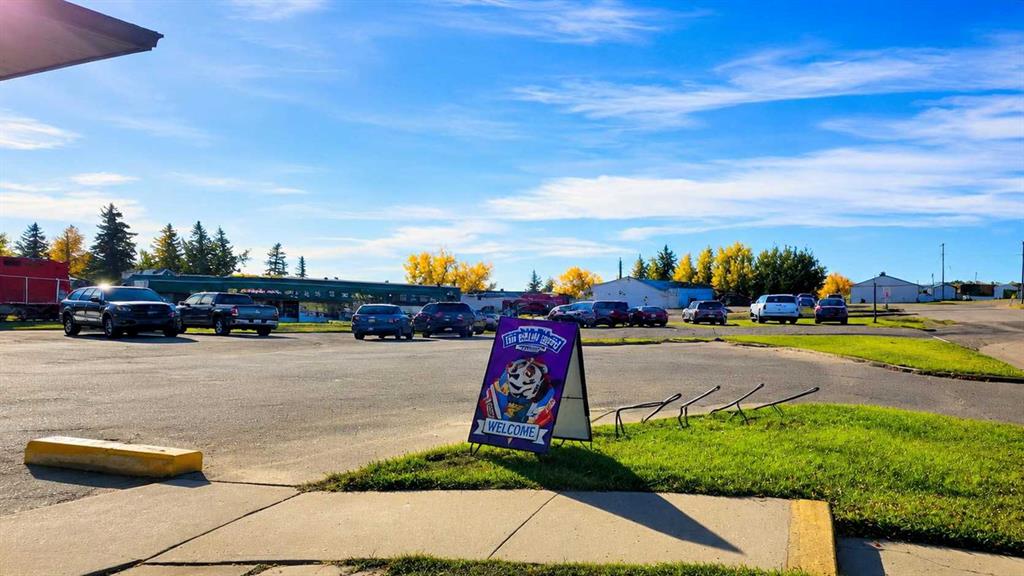 Picture of Stettler Real Estate Listing