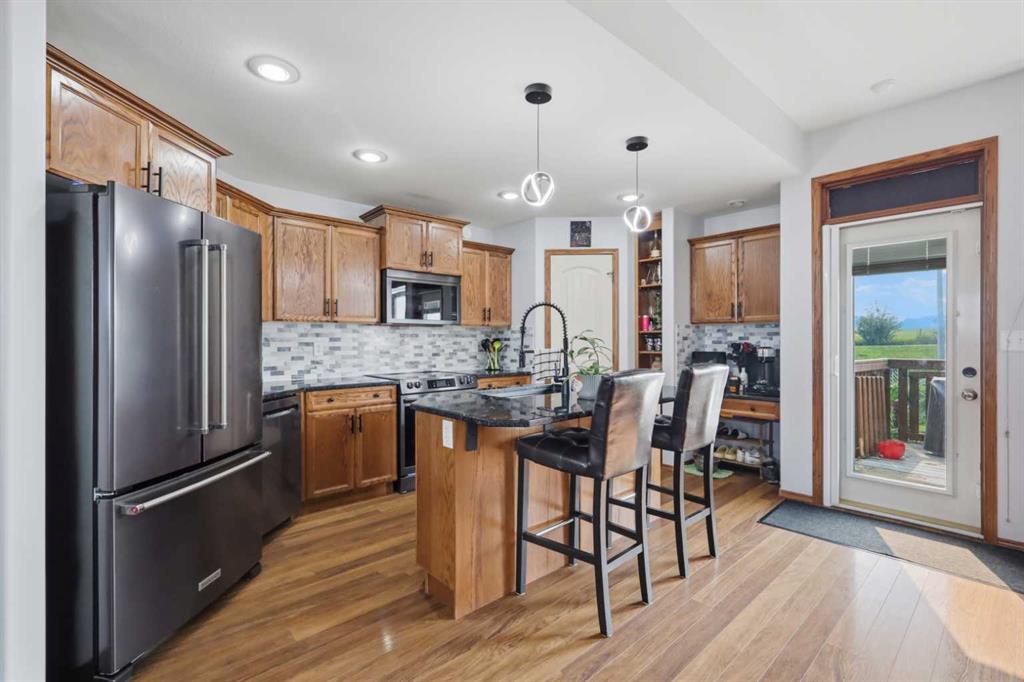 Picture of 34 Wilkinson Circle , Sylvan Lake Real Estate Listing