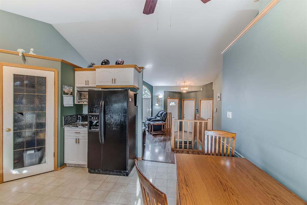 Picture of 88 Spruce Close SE, Medicine Hat Real Estate Listing