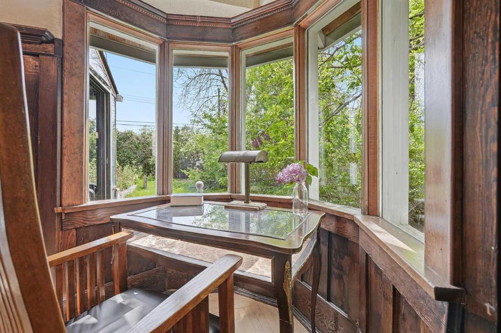 Picture of 1316 15 Street NW, Calgary Real Estate Listing