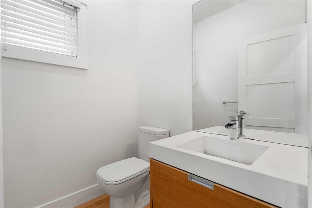Picture of 4828 20 Avenue NW, Calgary Real Estate Listing