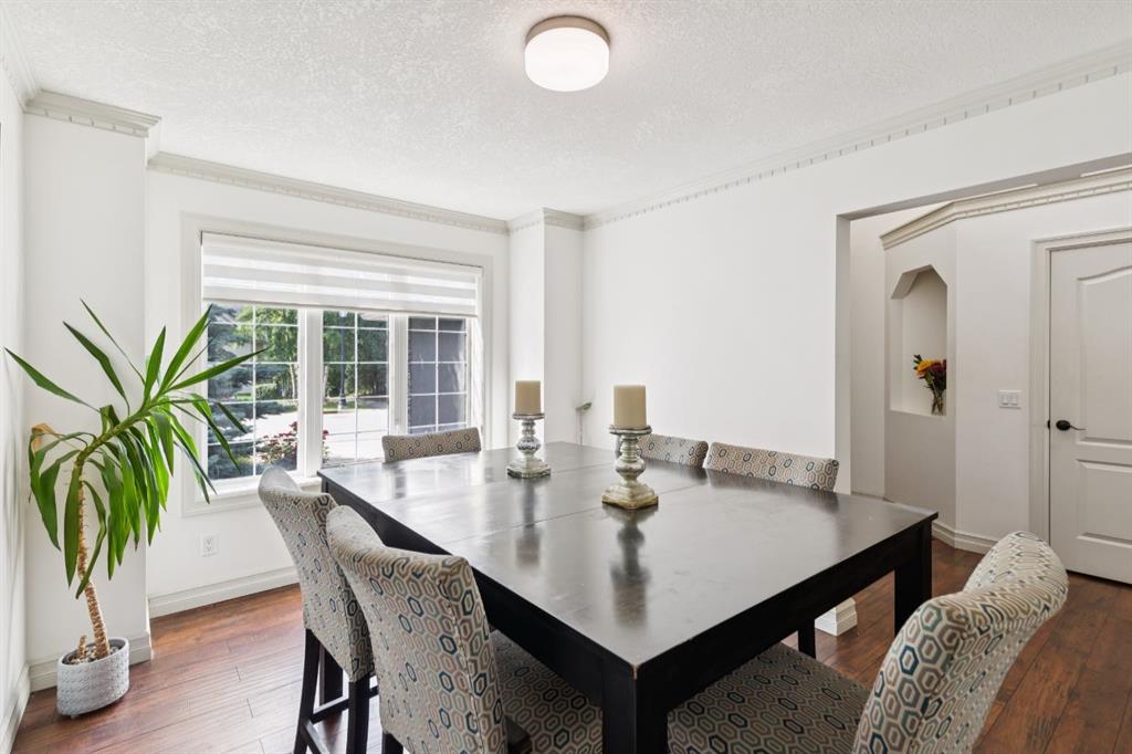 Picture of 70 Discovery Ridge Court SW, Calgary Real Estate Listing