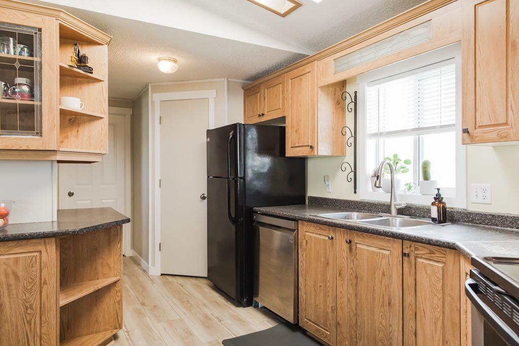Picture of 9705 108 Avenue , Clairmont Real Estate Listing