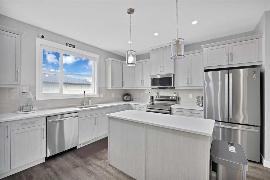 Picture of 109 Skyview Parade NE, Calgary Real Estate Listing